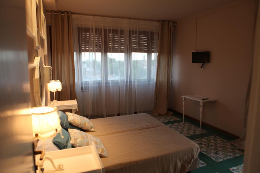 Duomo House Otel Pisa Oda fotoğraf