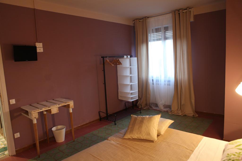 Duomo House Otel Pisa Oda fotoğraf